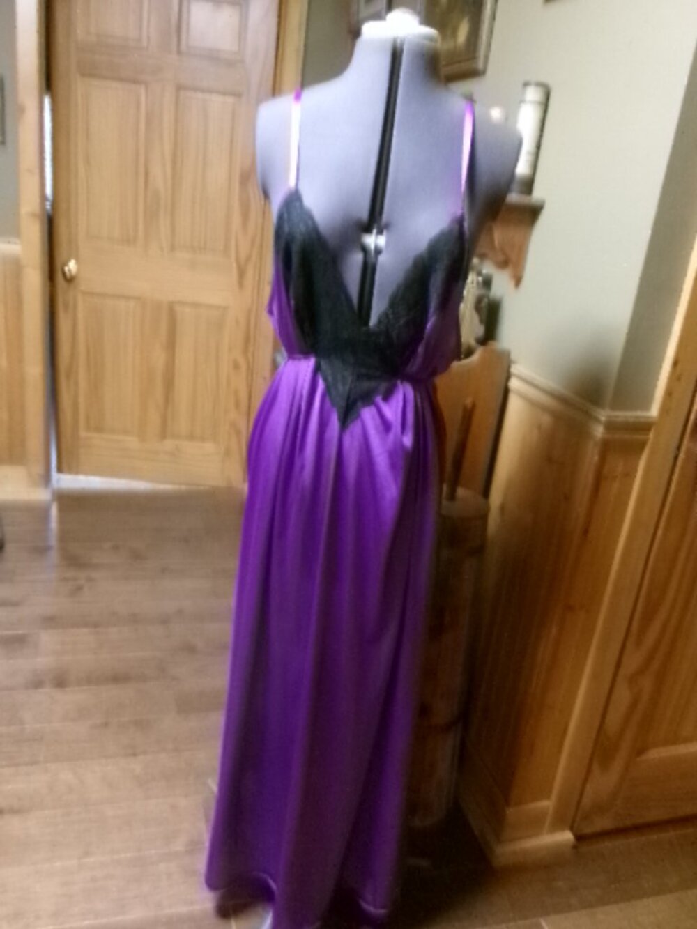 vtg glam sexy dark purple flowing nightgown black lace plunge front tie back xl - Picture 3 of 6